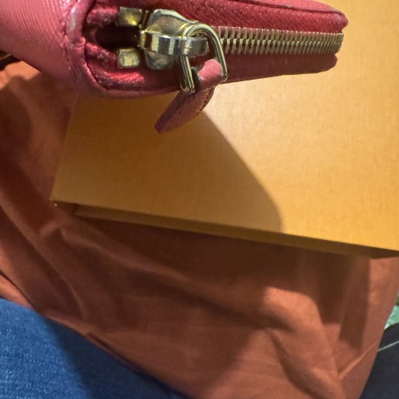 Prada coral zip around wallet - Picture 4 of 9